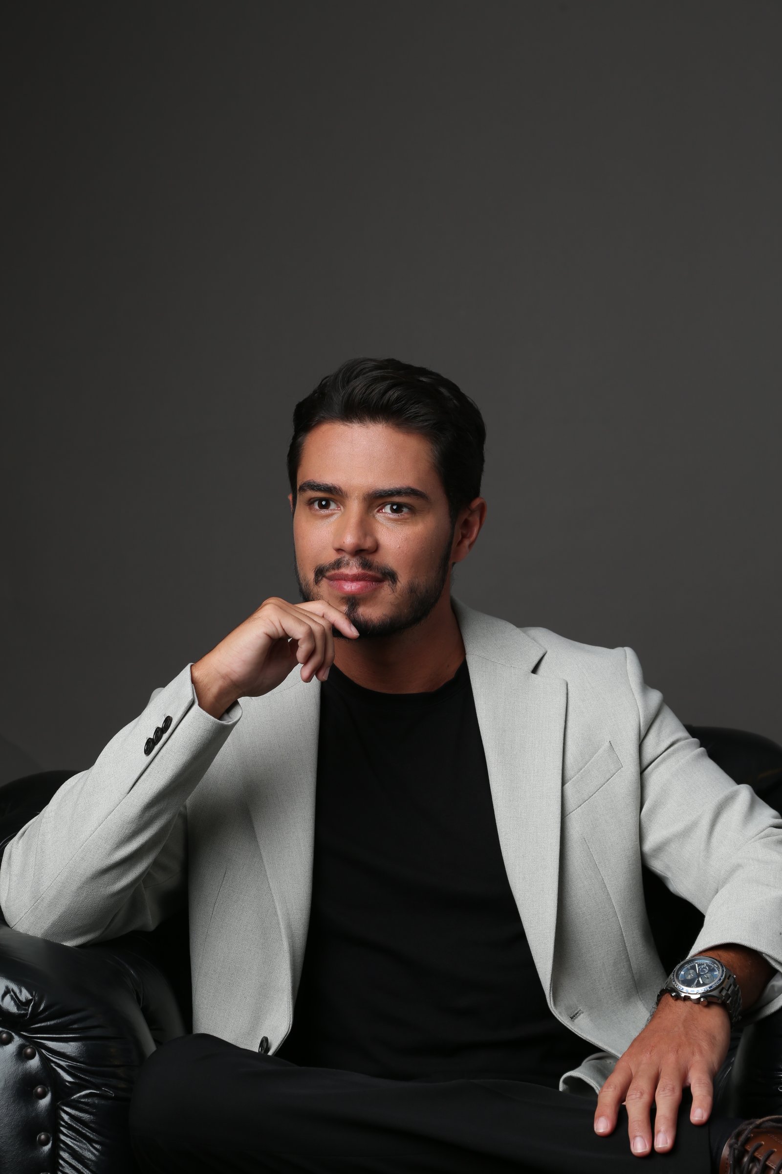 Dr. Paulo Amaral em consulta